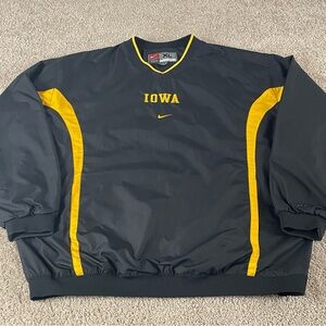 Vintage Nike Iowa Hawkeyes Jacket Men’s XL Centrr Swoosh Pullover V Neck Y2K R1